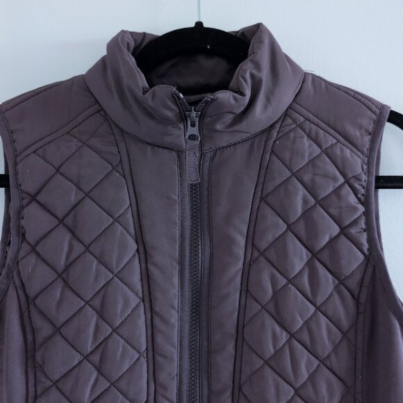 3/$30 Quilted Maurice's Motion Vest - Picture 2 of 6
